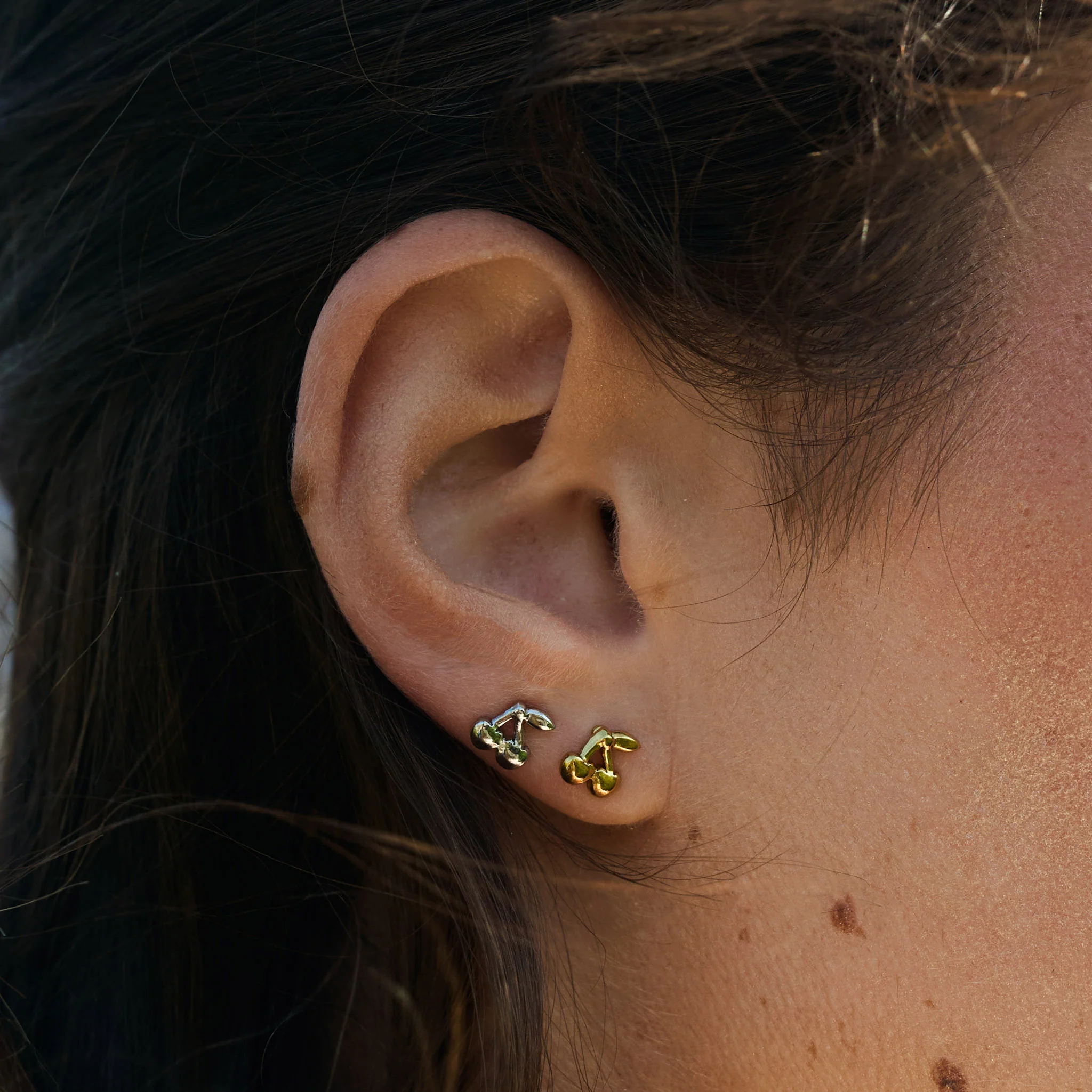 Amour - Studs Örhängen Körsbär Rostfritt Stål - Image 7