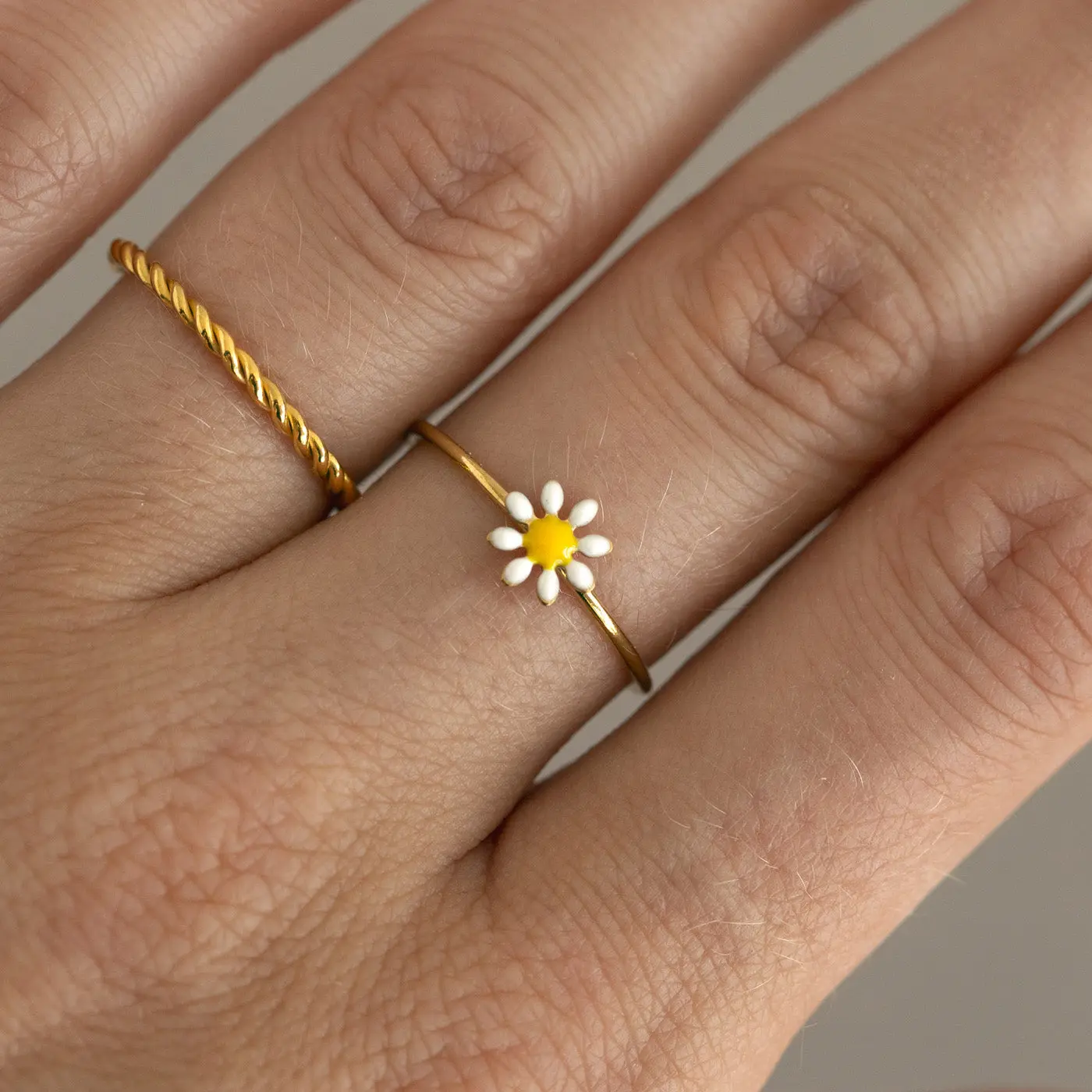 Doris - Daisy Flower Emalj Ring Rostfritt StÄl - Image 2