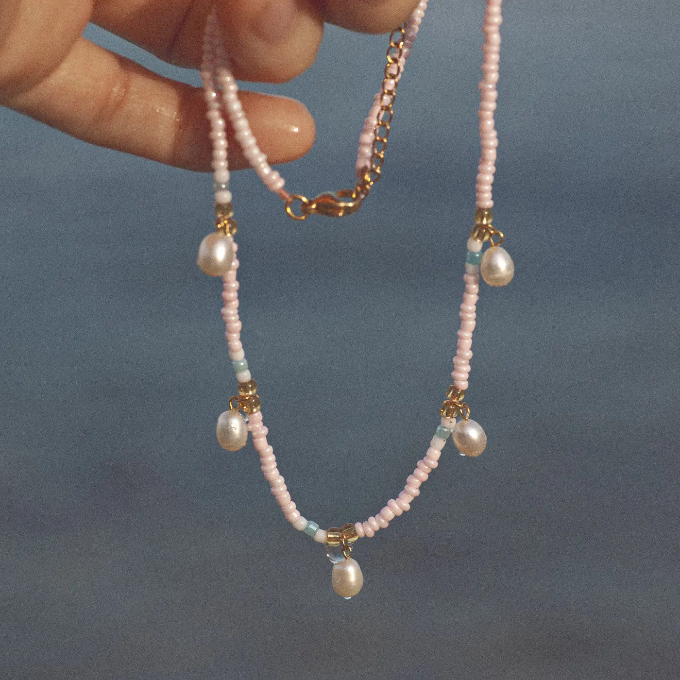 Fanny - Halsband med FĂ€rgglada PĂ€rlor - Image 3