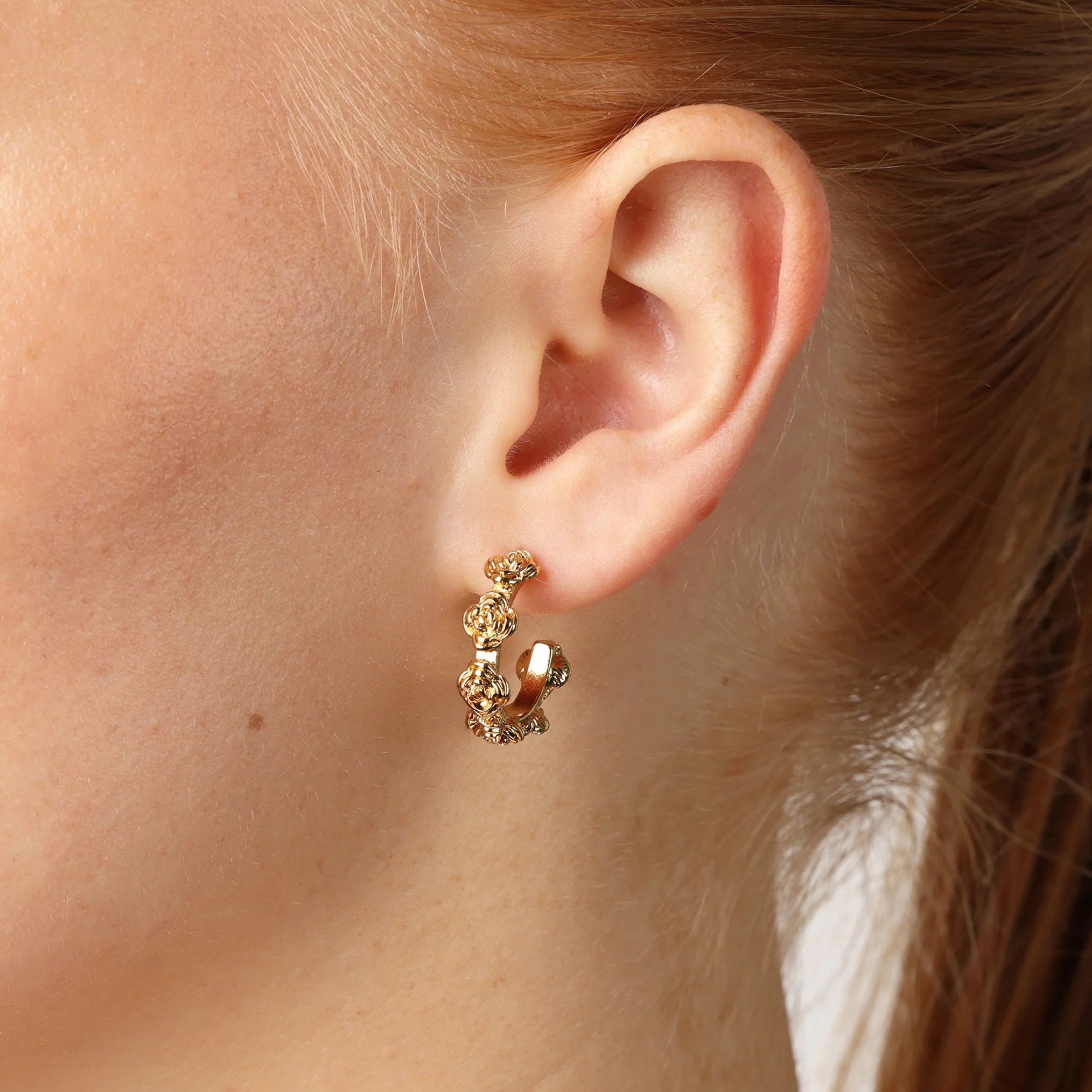 Gerda - Örhängen Studs Blommor Rostfritt Stål - Image 2