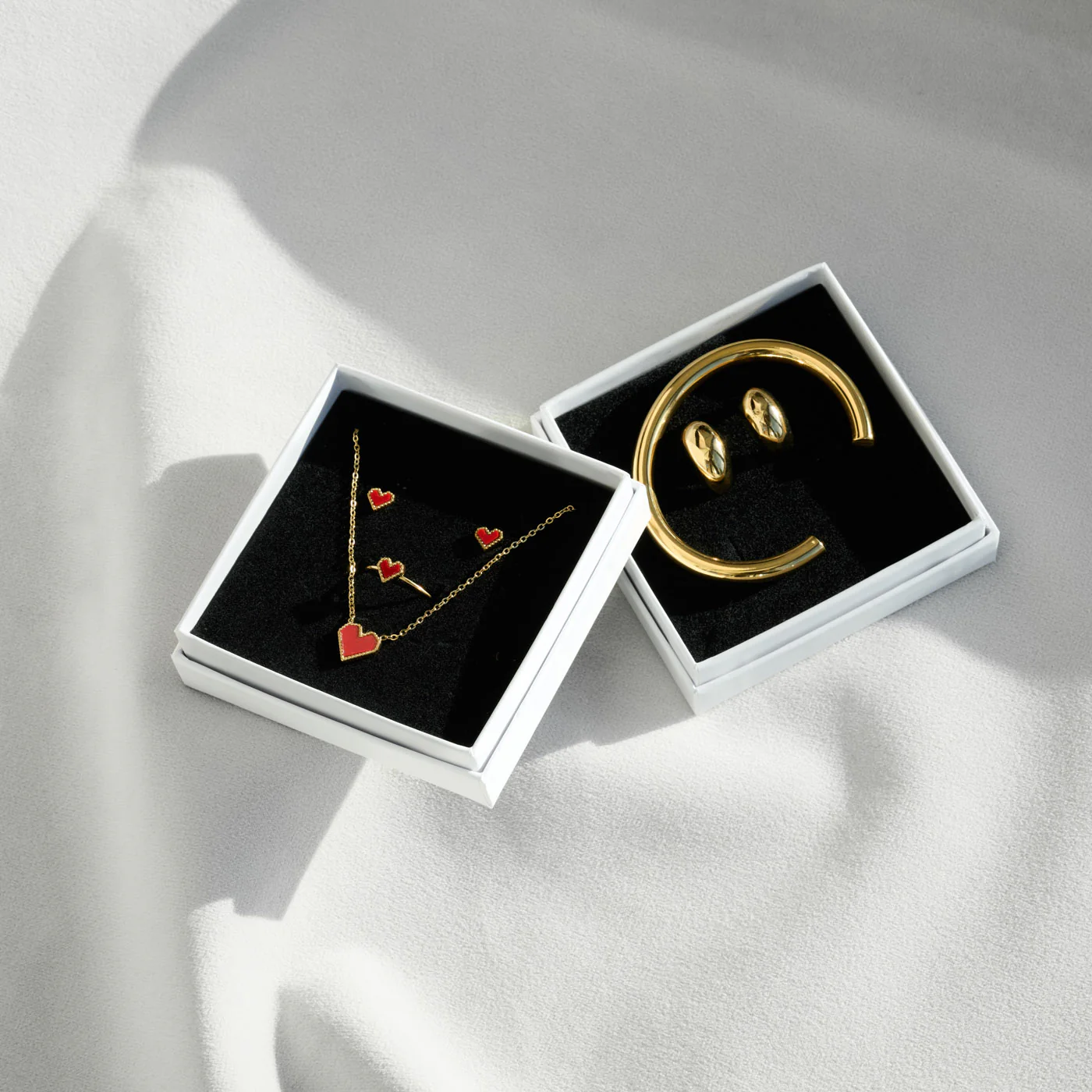 Hästvig Presentset Örhängen och armband - Image 2