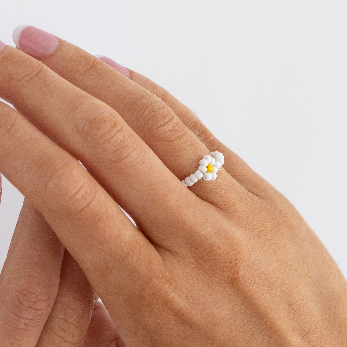 Lisa - Ring med Pastell Pärlor och Blommor - Image 10