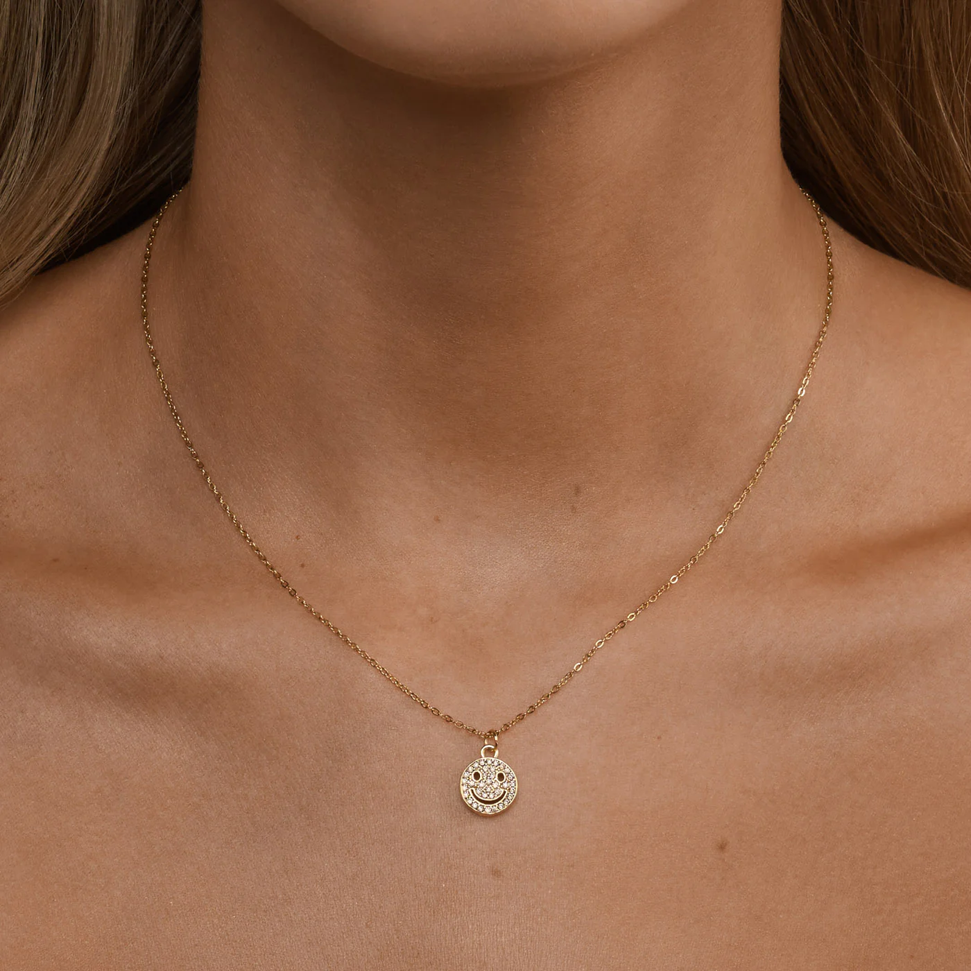Lovely - HĂ€ngande Halsband Smiley Berlock - Image 3