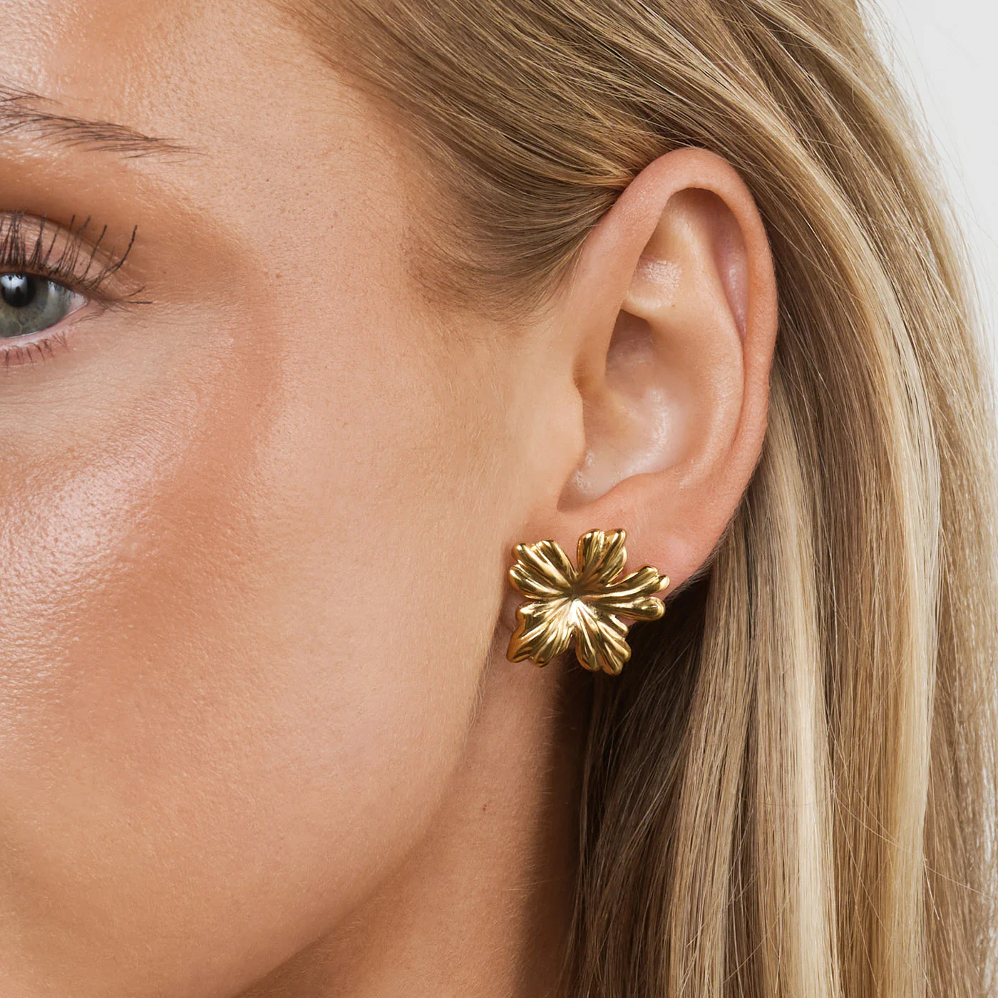 Mabel - Studs ĂrhĂ€ngen Blomma Rostfritt StĂ„l - Image 2