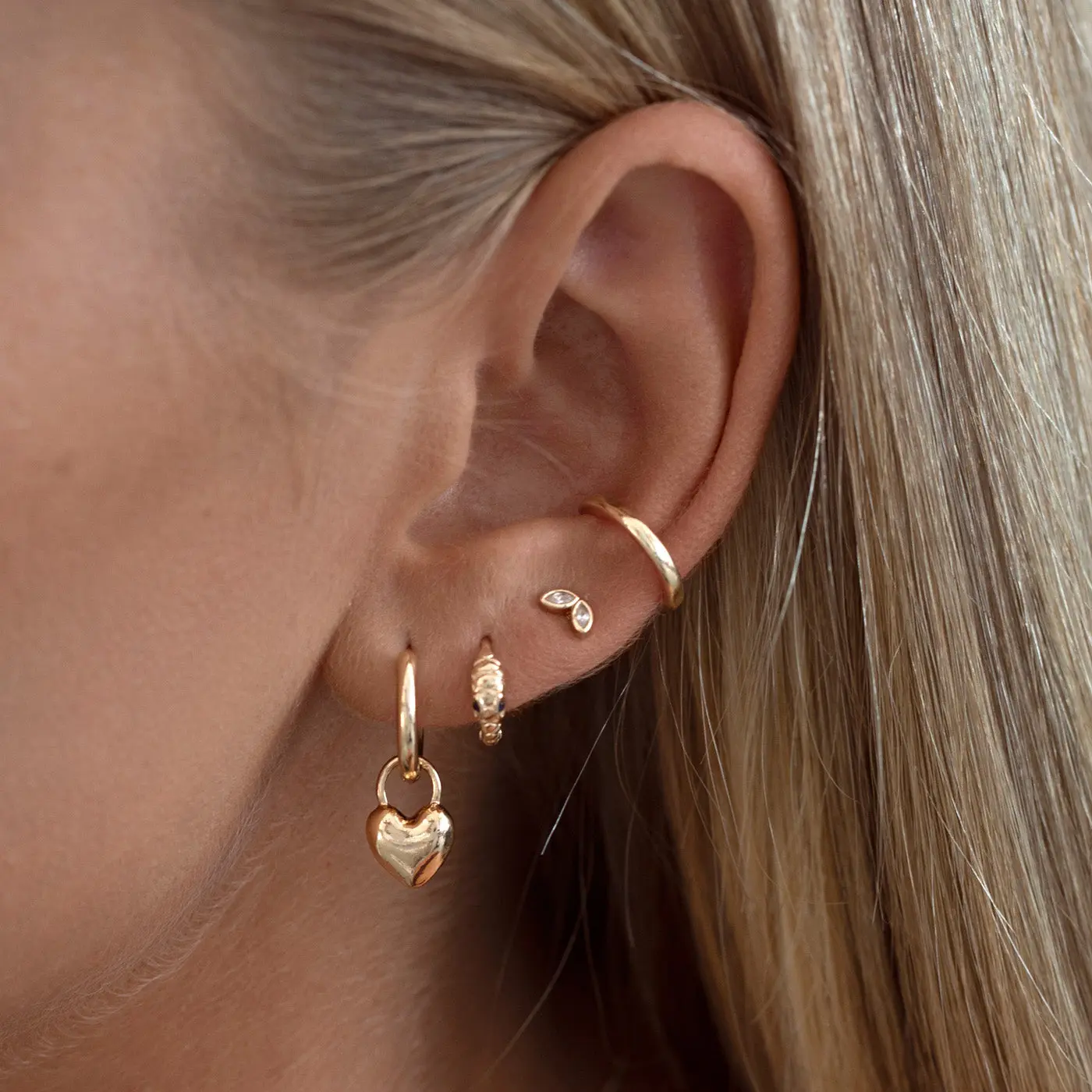 Minimalistiska Crystal Trio Stud örhängen - Image 6