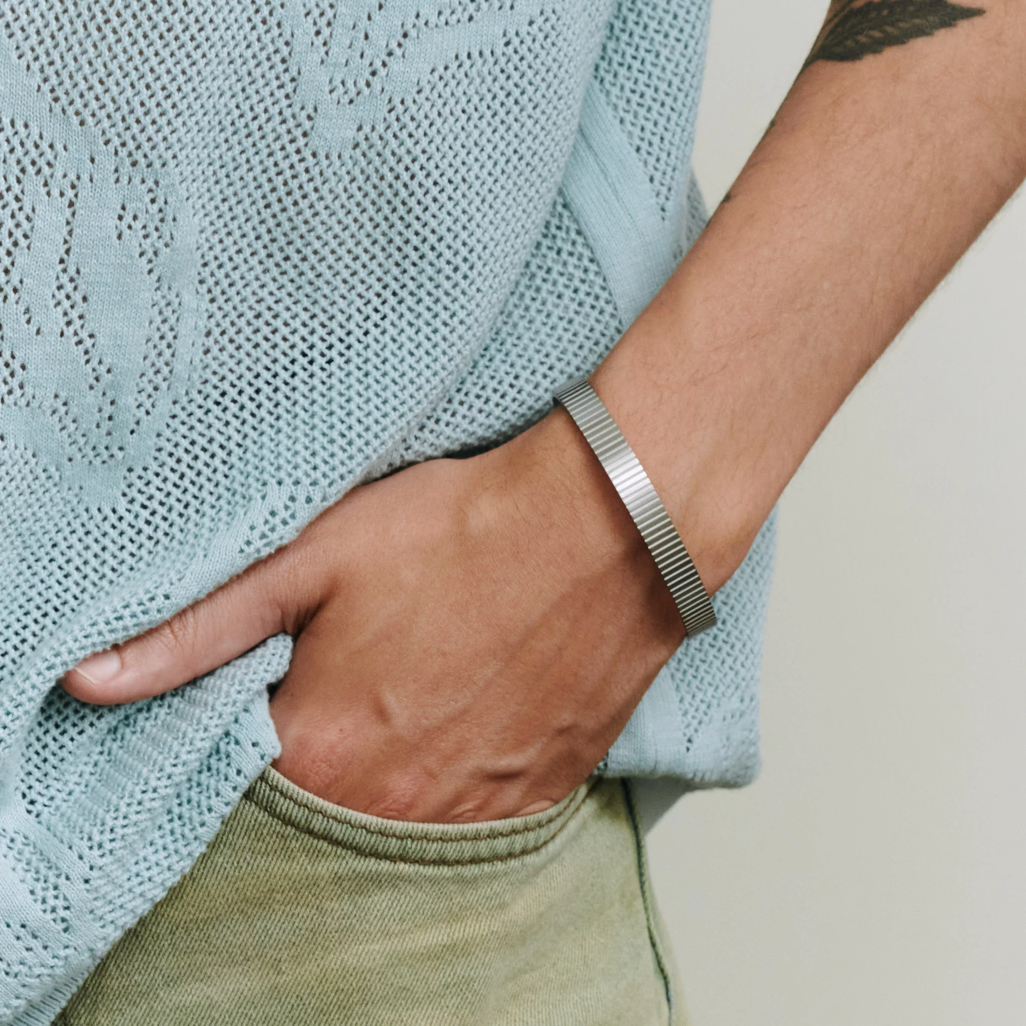 Tage - Ribbad Bangle Armband Rostfritt Stål - Image 3